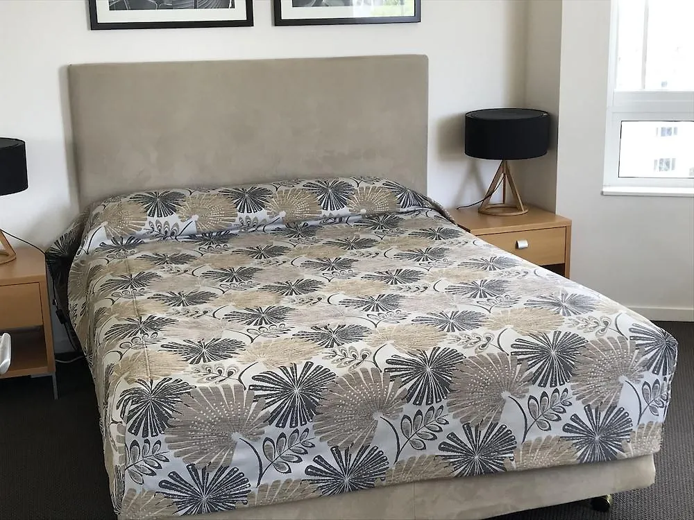 Aspect Caloundra Aparthotel 4*,