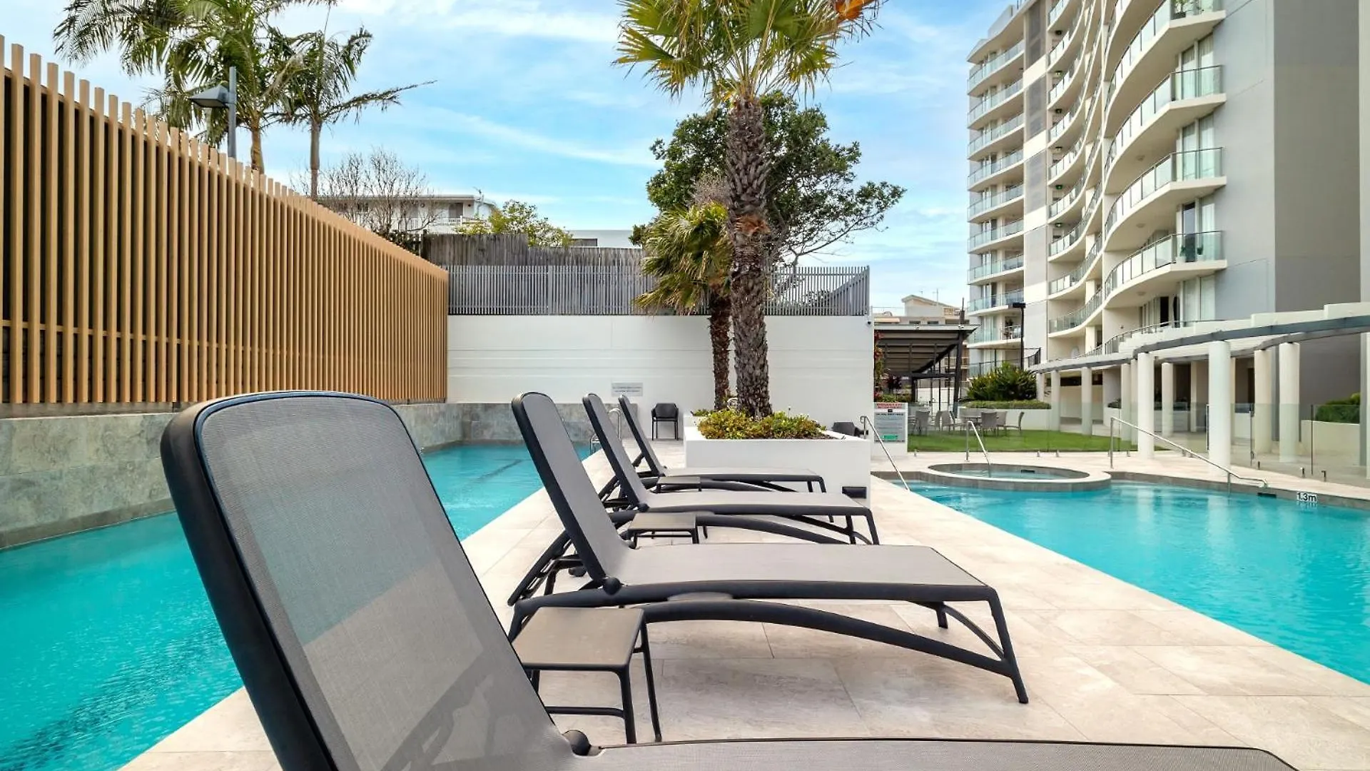 Aspect Caloundra Aparthotel