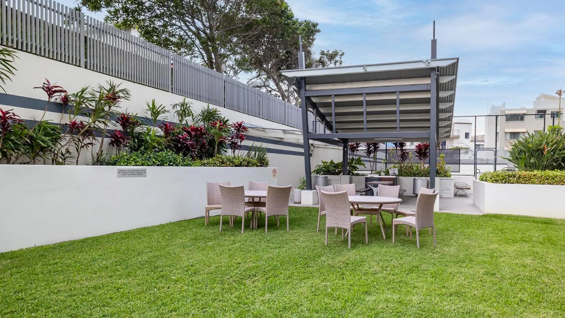 Aspect Caloundra Aparthotel