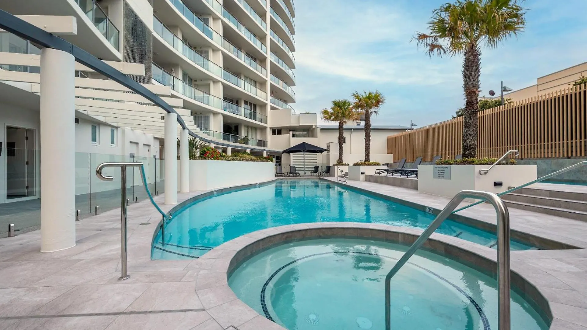 Aspect Caloundra Aparthotel